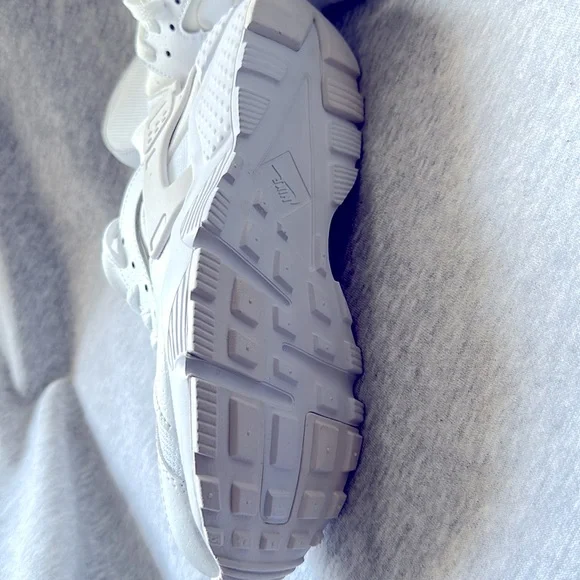Nike Air Huarache Run White Pure Platinum (GS) - Picture 8 of 8